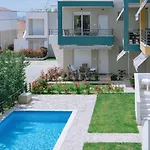 Danai & Palm Complex By Horizon Homes * Ofrínion