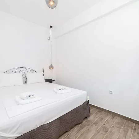 Danai & Palm Complex By Horizon Homes *