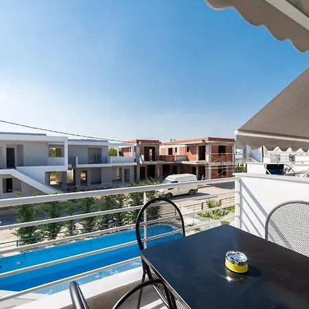 Danai & Palm Complex By Horizon Homes