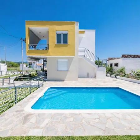 Danai & Palm Complex By Horizon Homes *