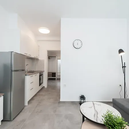 Danai & Palm Complex By Horizon Homes Apartment