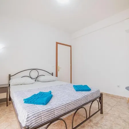 Danai & Palm Complex By Horizon Homes Apartment Ofrinion