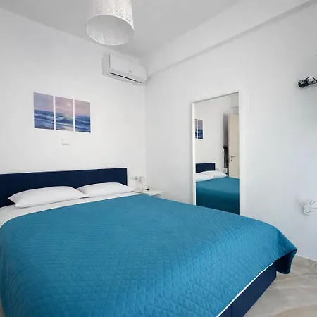 Danai & Palm Complex By Horizon Homes