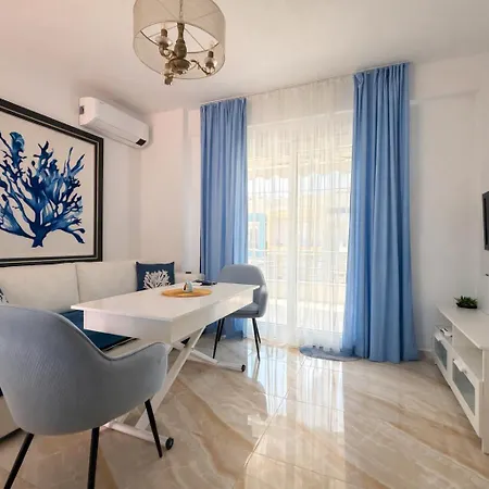 Apartment Danai & Palm Complex By Horizon Homes *